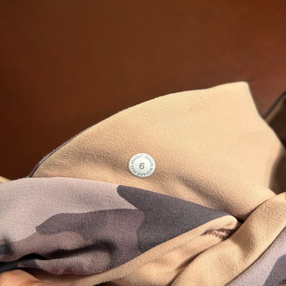 lululemon athletica Camouflage Sports Bra - Pink and Brown - Picture 5 of 5